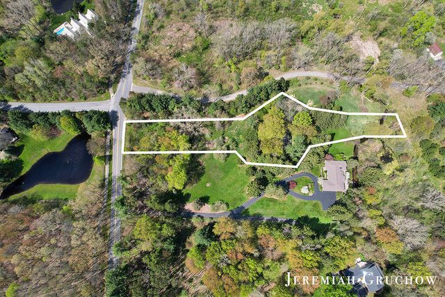 8725 Conservation Street, Ada, MI 49301