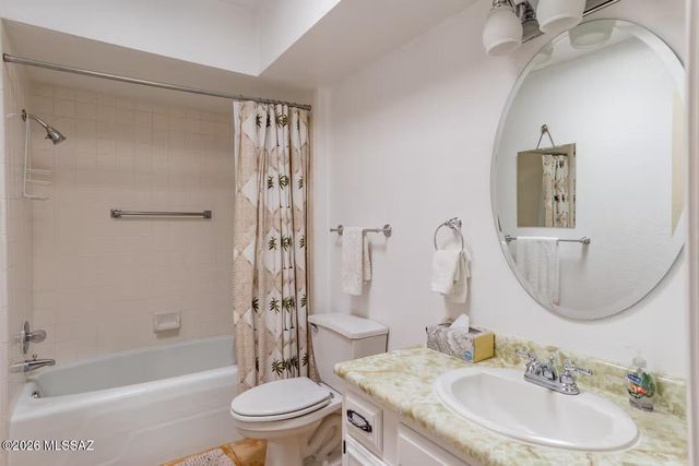 6322 N Calle De Adelita, Tucson, AZ 85718