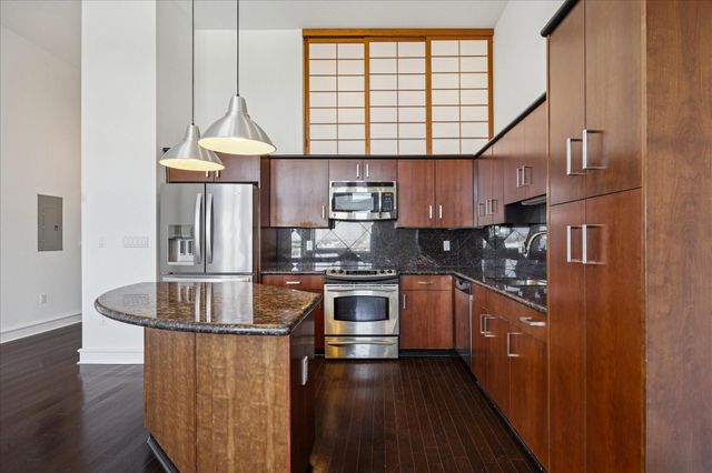 3311 Yupon Street 609, Houston, TX 77006