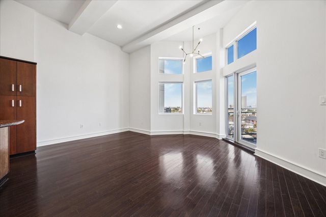 3311 Yupon Street 609, Houston, TX 77006