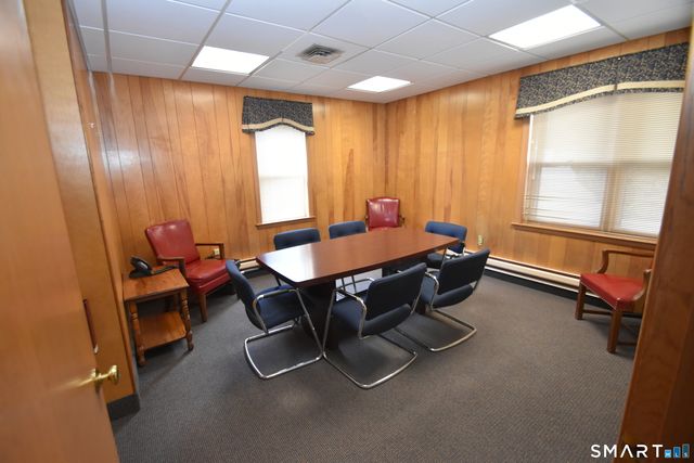 33 Connecticut Boulevard, East Hartford, CT 06108