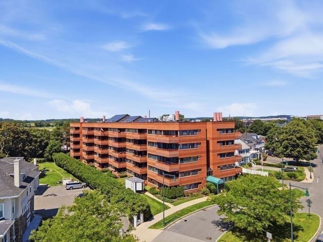 1 Carey Circle 202, Revere, MA 02151