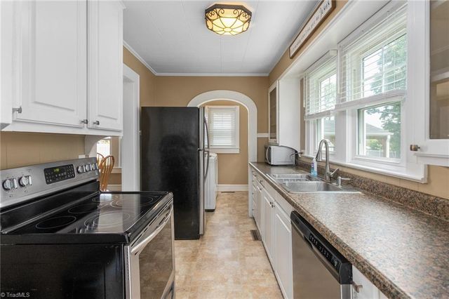 2308 Venie Street, Burlington, NC 27215