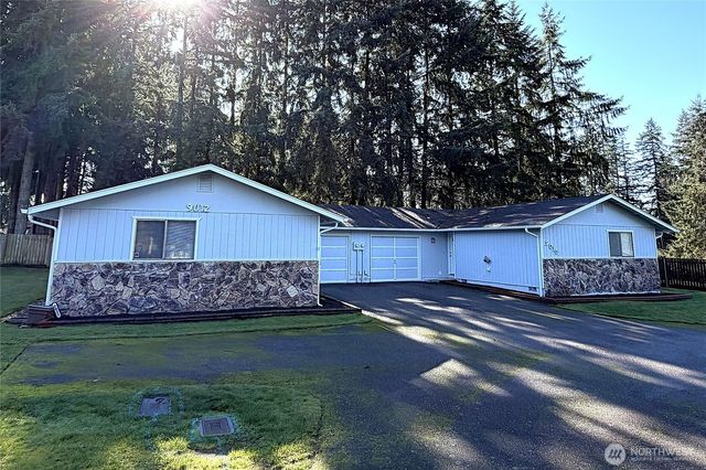 9012 47th Avenue E, Tacoma, WA 98446