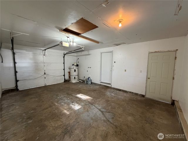 9012 47th Avenue E, Tacoma, WA 98446