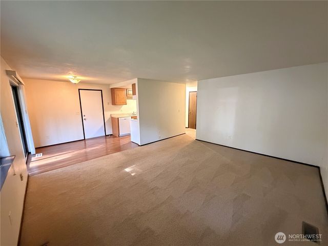 9012 47th Avenue E, Tacoma, WA 98446