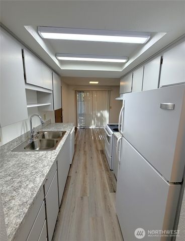 9012 47th Avenue E, Tacoma, WA 98446