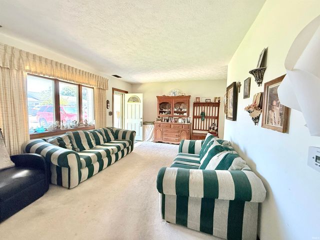 213 N Greenberry Street, Sweetser, IN 46987