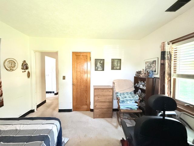 213 N Greenberry Street, Sweetser, IN 46987