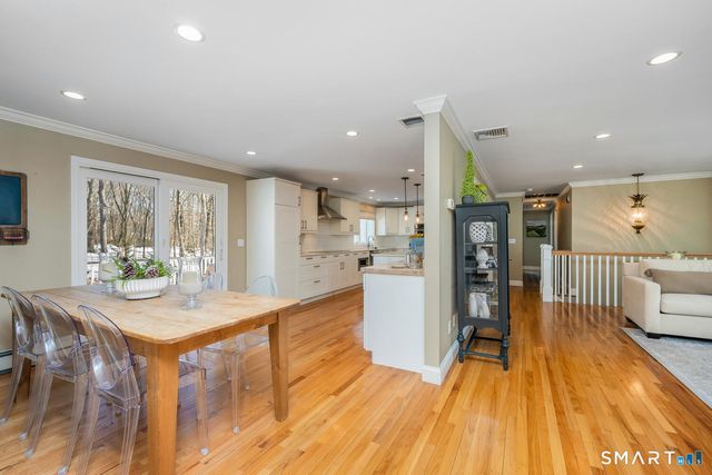 45 Ledgewood Drive, Wilton, CT 06897