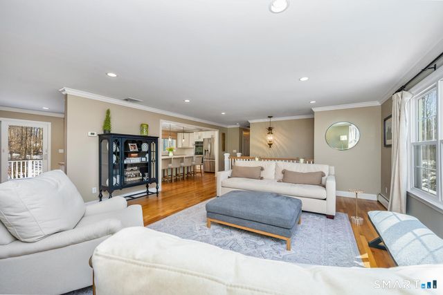 45 Ledgewood Drive, Wilton, CT 06897