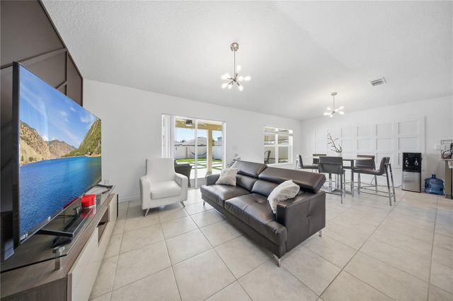 3178 EAGLE HAMMOCK CIRCLE, Kissimmee, FL 34743