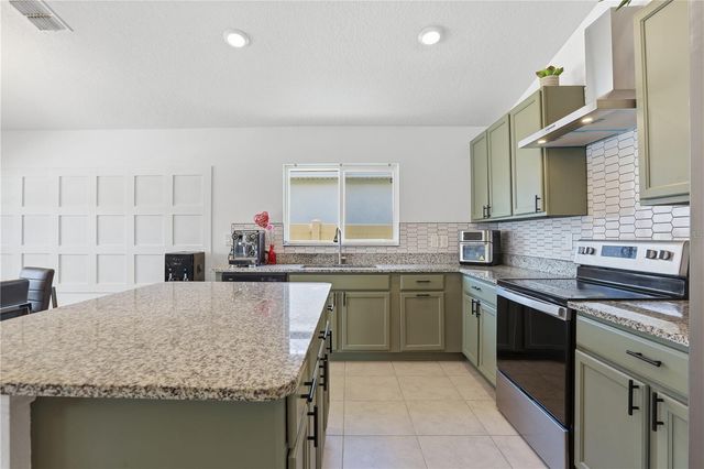 3178 EAGLE HAMMOCK CIRCLE, Kissimmee, FL 34743