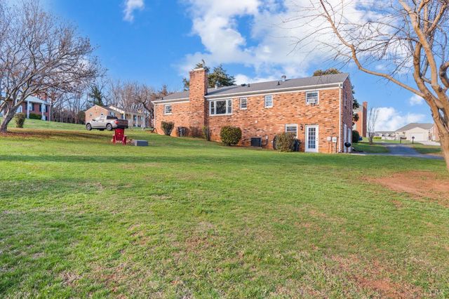 101 Watkins Place, Lynchburg, VA 24502