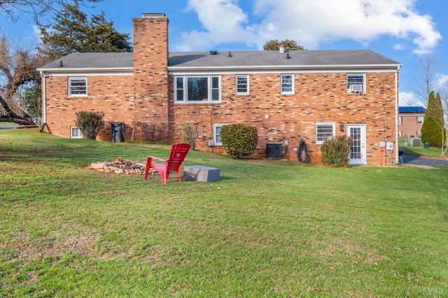 101 Watkins Place, Lynchburg, VA 24502