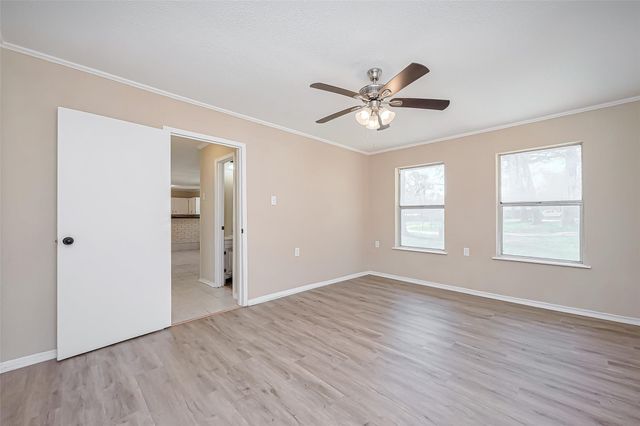 14 Veronica Lane, Huntsville, TX 77340