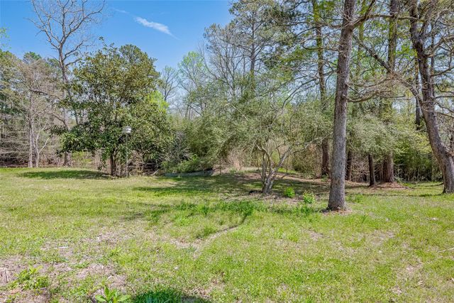 14 Veronica Lane, Huntsville, TX 77340