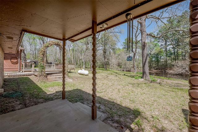 14 Veronica Lane, Huntsville, TX 77340