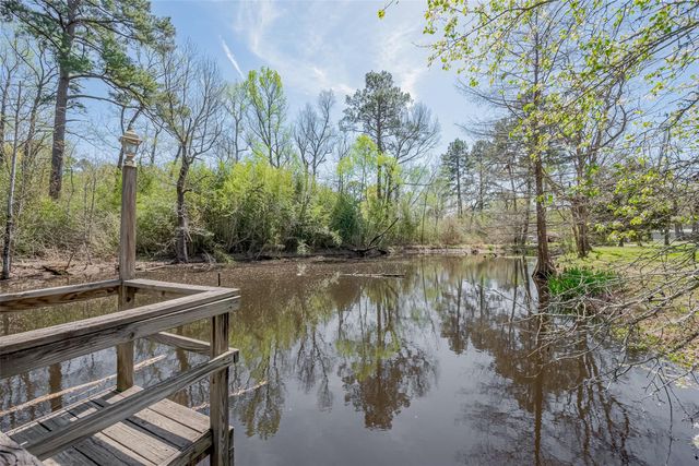 14 Veronica Lane, Huntsville, TX 77340