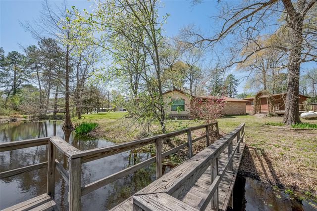 14 Veronica Lane, Huntsville, TX 77340