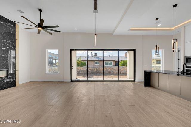 2701 BRADY Place, El Paso, TX 79935