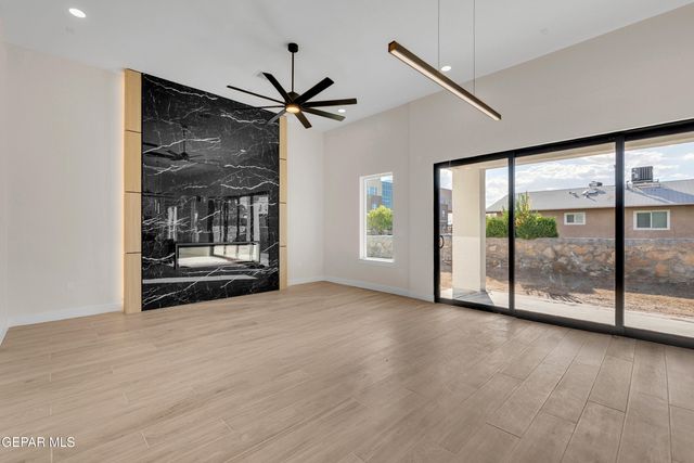 2701 BRADY Place, El Paso, TX 79935