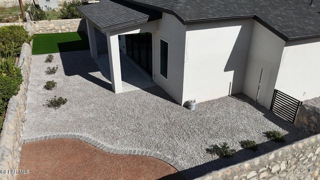 2701 BRADY Place, El Paso, TX 79935