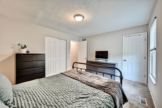 6126 Tosha Drive, Burlington, KY 41005