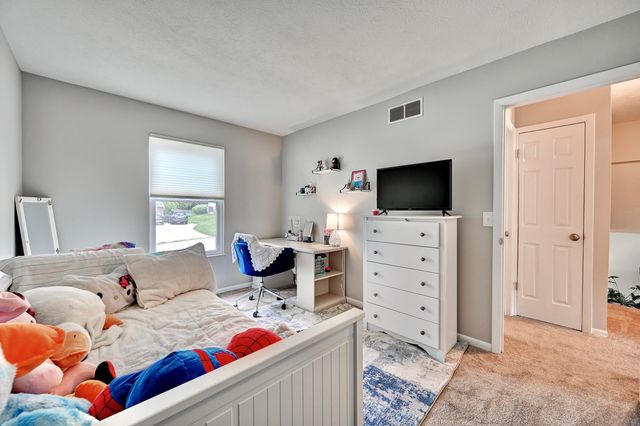 6126 Tosha Drive, Burlington, KY 41005