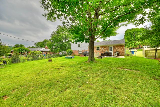 6126 Tosha Drive, Burlington, KY 41005