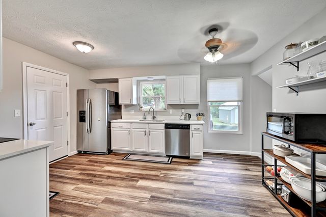 6126 Tosha Drive, Burlington, KY 41005