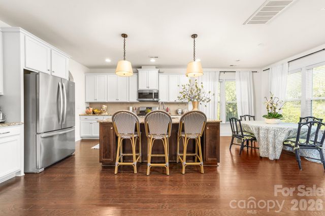 716 Lakeview Drive, Mcadenville, NC 28101