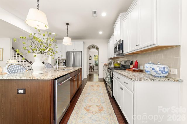 716 Lakeview Drive, Mcadenville, NC 28101