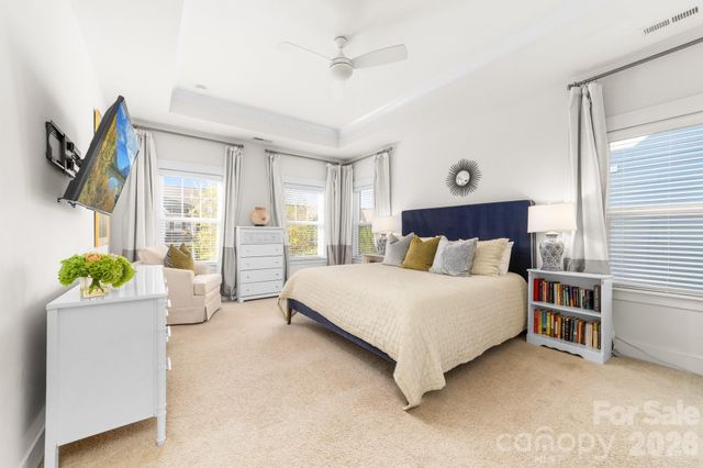 716 Lakeview Drive, Mcadenville, NC 28101