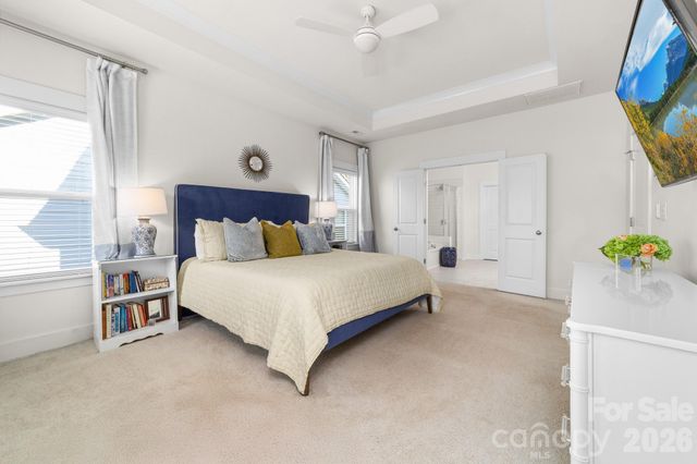 716 Lakeview Drive, Mcadenville, NC 28101