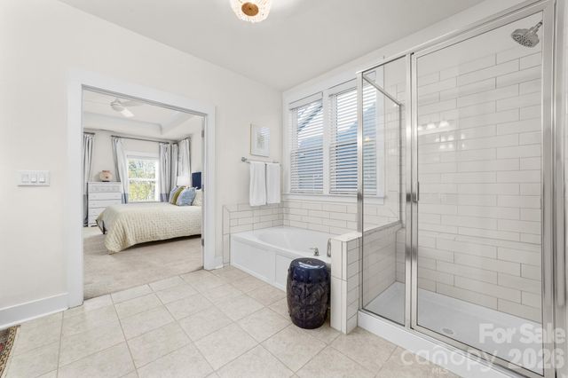 716 Lakeview Drive, Mcadenville, NC 28101