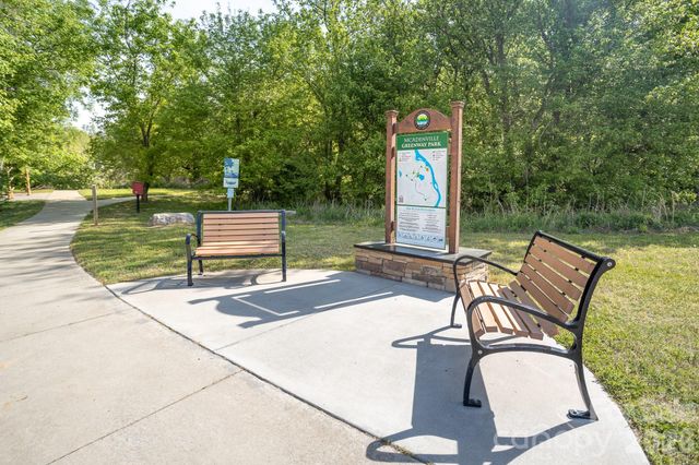 716 Lakeview Drive, Mcadenville, NC 28101