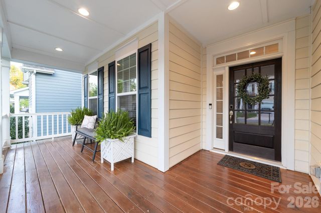 716 Lakeview Drive, Mcadenville, NC 28101