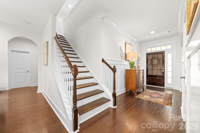 716 Lakeview Drive, Mcadenville, NC 28101