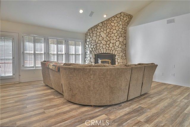 145 Birchwood, Lake Arrowhead, CA 92352