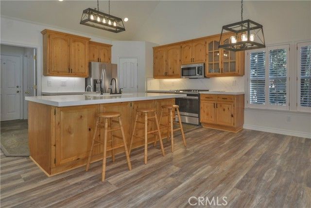 145 Birchwood, Lake Arrowhead, CA 92352