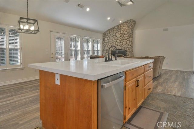 145 Birchwood, Lake Arrowhead, CA 92352