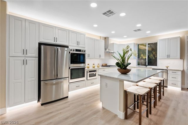 1662 Ravanusa Drive, Henderson, NV 89052