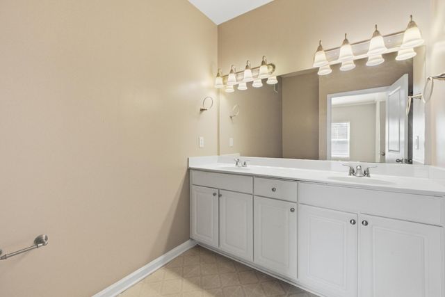 1201 Regency Court, Chattanooga, TN 37421