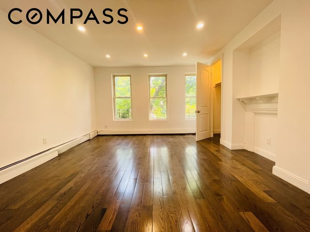 442 Quincy Street, New York City, NY 11221