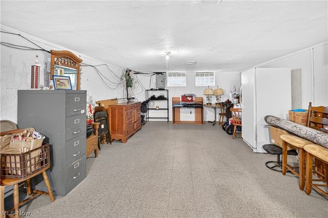 5984 Pearl Road, Parma Heights, OH 44130