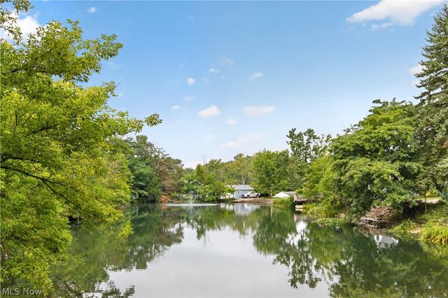 5984 Pearl Road, Parma Heights, OH 44130