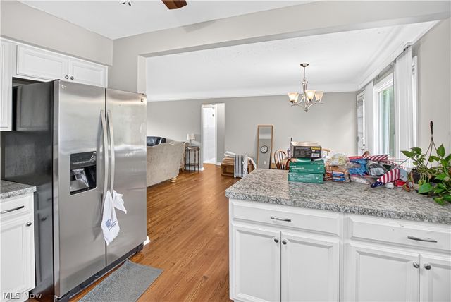 5984 Pearl Road, Parma Heights, OH 44130
