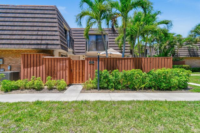 1918 19th Court, Jupiter, FL 33477