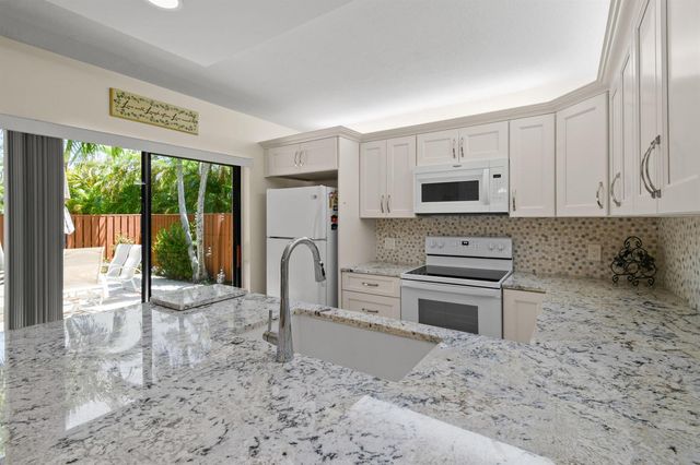 1918 19th Court, Jupiter, FL 33477